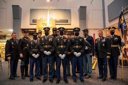 Group photo of soldiers in ceremonial uniforms